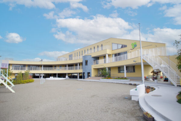 園舎紹介 - 学校法人岩本学園 みどりこども園